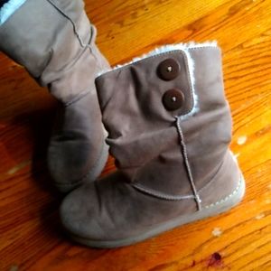 Sketchers Fuax fur Boots (8)